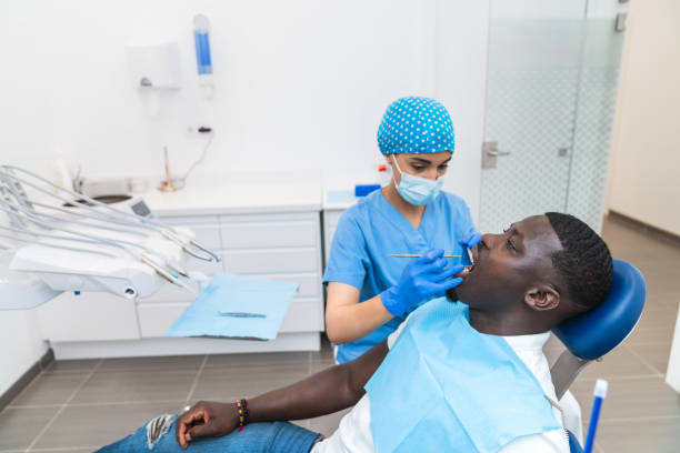 Best Emergency Tooth Extraction in Oral City, FL